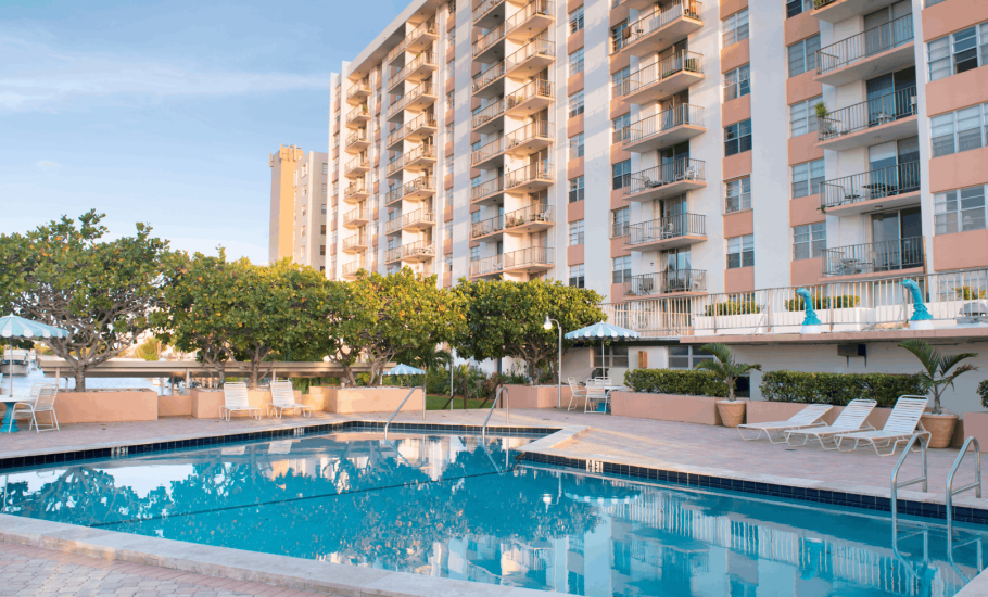 Condo pool