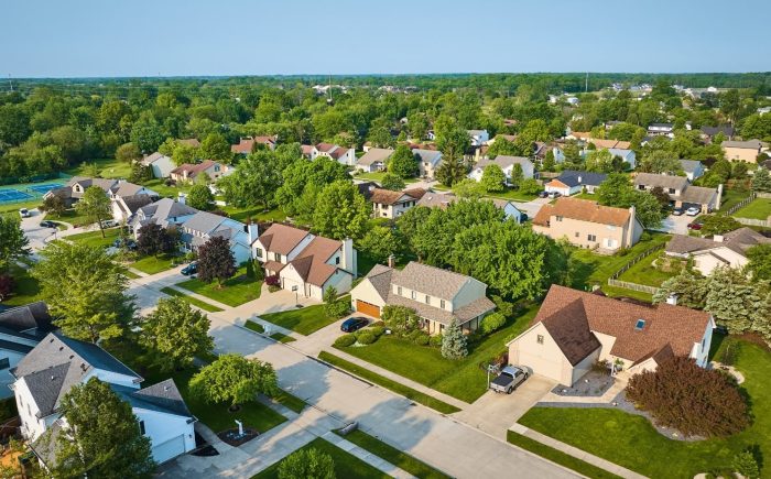 Neighborhood with driveways-min